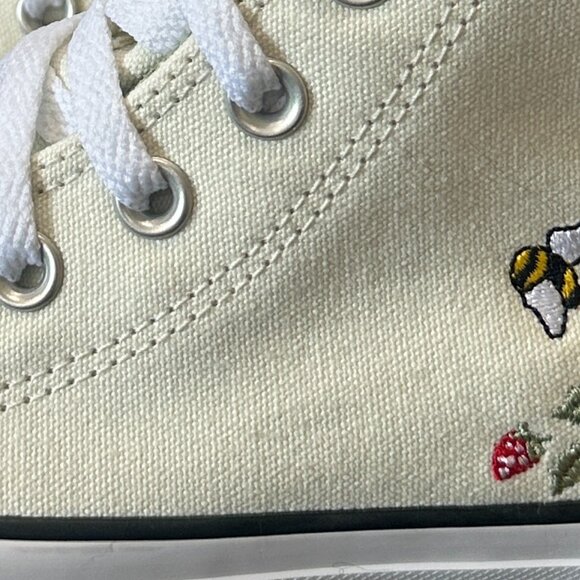 Limited Edition Converse Chuck Taylor All Star Hi Berry Buzz Sneakers - Picture 12 of 12